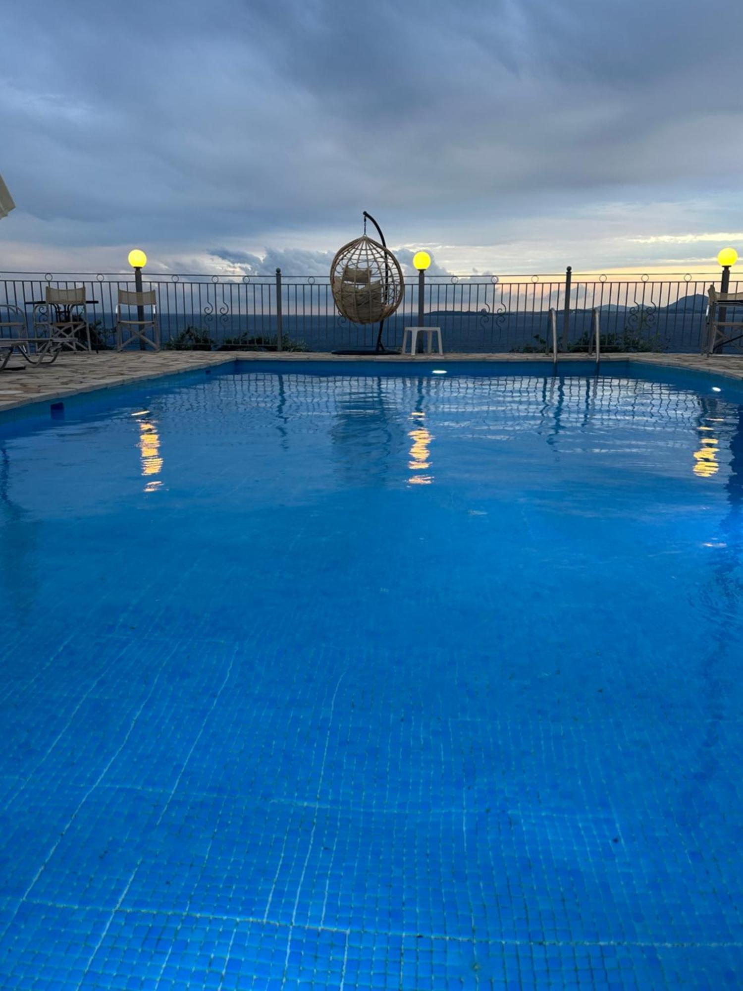 בארבאטי Vladimiros Apartments מראה חיצוני תמונה